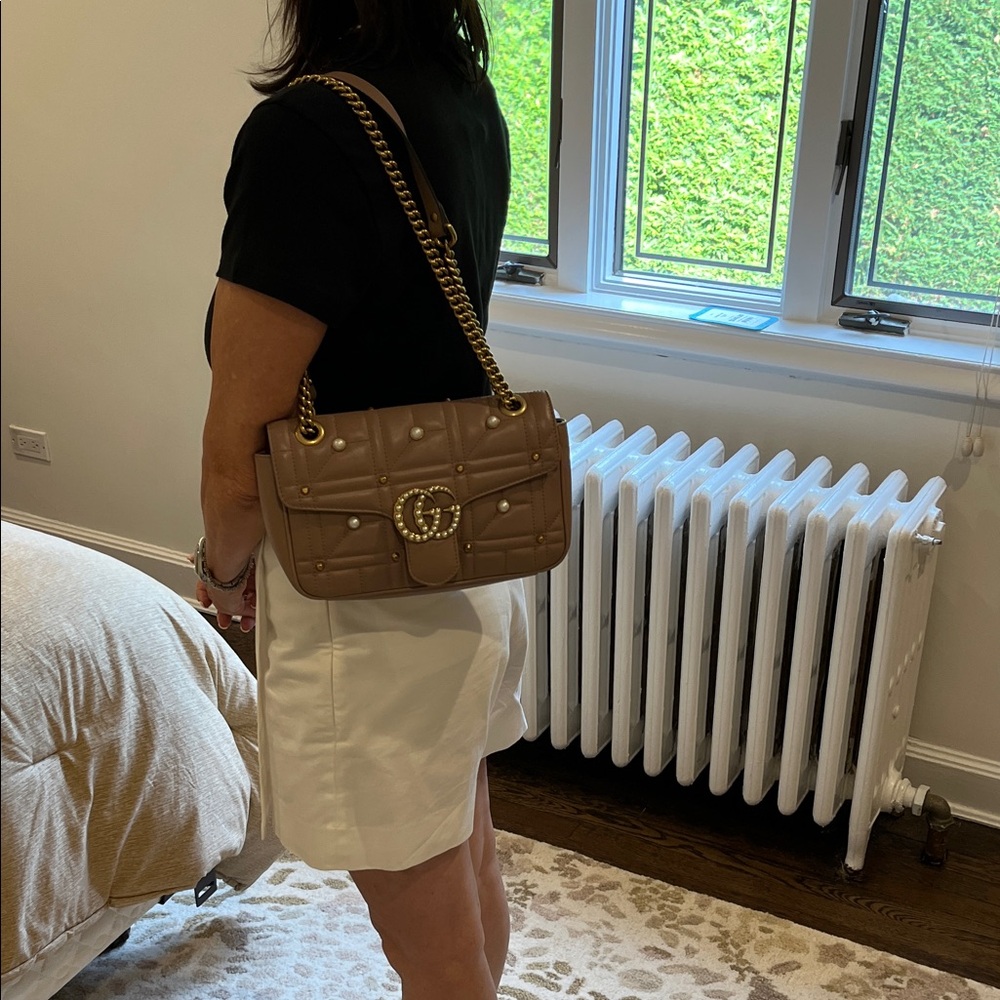Gucci Marmont  Shoulder Bag